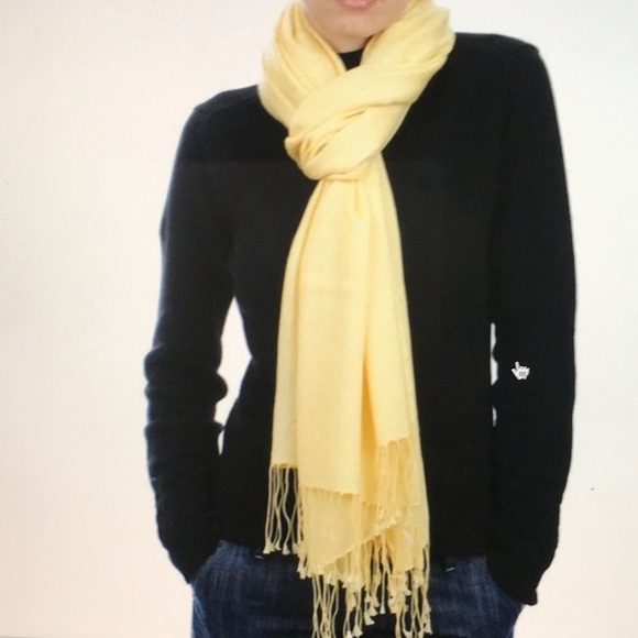 Ivory Pashmina Wrap Large Soft - Picture 7 of 7